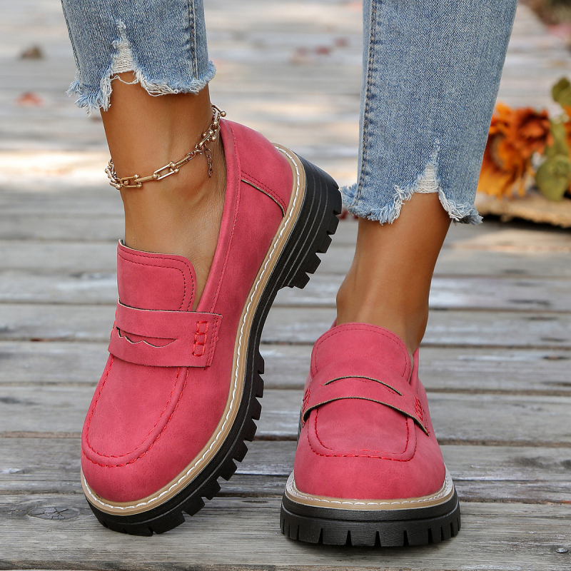 Nove proljetne i jesenske mokasine iz 2025., prekogranične, velike, ležerne, matirane, ženske cipele u britanskom stilu, debela peta, debeli potplat, vanjska trgovina, retro