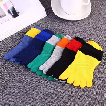 Penkių pirštų kojinės Vyriškos vasarinės plonos trumpos valties kojinės Kvėpuojančios prakaitą sugeriančios medvilninės kojinės Apsauga nuo šaknų Lauko sportui Neslystančios kojinės su padalintais pirštais