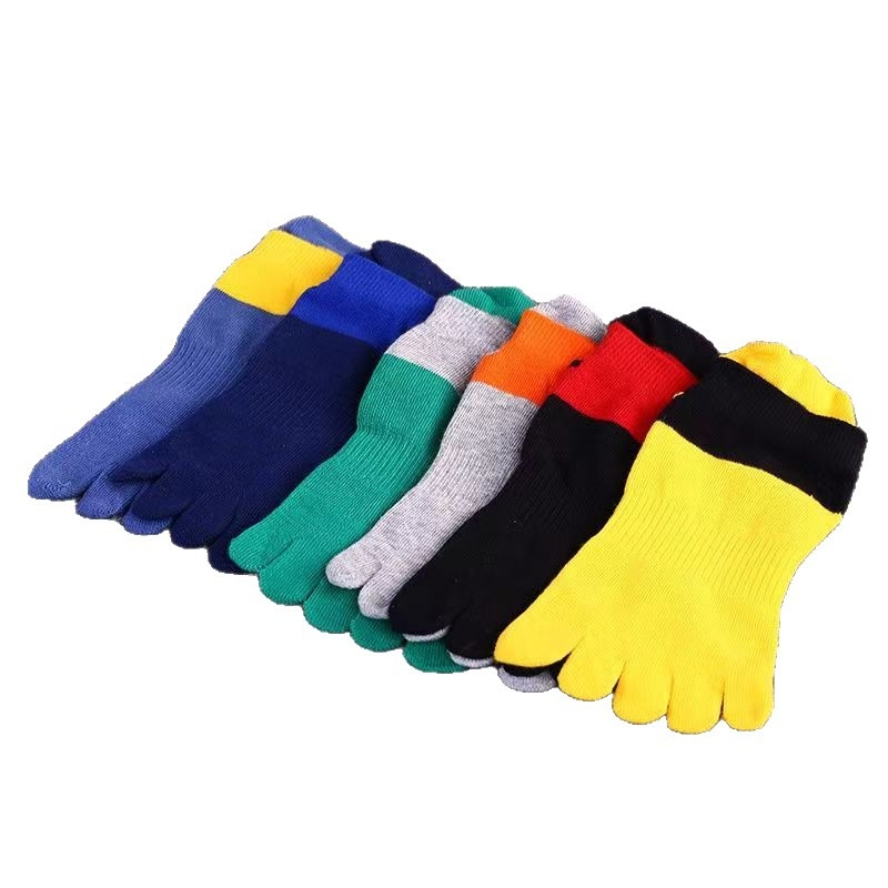 Penkių pirštų kojinės Vyriškos vasarinės plonos trumpos valties kojinės Kvėpuojančios prakaitą sugeriančios medvilninės kojinės Apsauga nuo šaknų Lauko sportui Neslystančios kojinės su padalintais pirštais