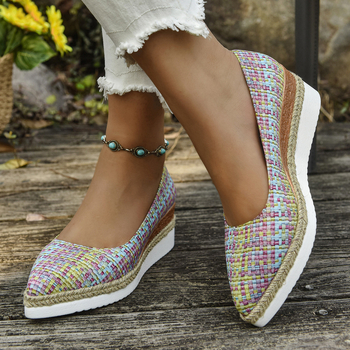 Европейски и американски износни дамски обувки с голям размер, пролет 2025, нови, с остър връх, клин, конопено въже, дебела подметка, многоцветни, модни ежедневни обувки