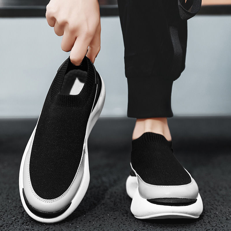 Vyriški sportiniai ir laisvalaikio bateliai su minkštapadžiais kojiniais, vasariniai, kvėpuojantys, austi tinkleliai, užmaunami.