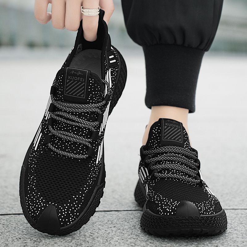 Vyriški sportiniai ir laisvalaikio bateliai su minkštapadžiais kojiniais, vasariniai, kvėpuojantys, austi tinkleliai, užmaunami.