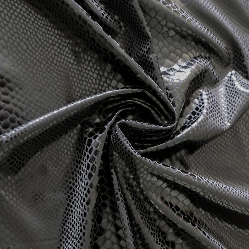 Piiriülesed Euroopa ja Ameerika Ühendriikide uued lihtsad moodsed venivad õhukesed nahast sokid erkõlist erk läikiv hulgimüük