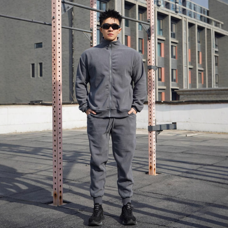 Őszi és téli új férfi öltöny, polár béléssel, vastagított pulóver, polár kabát, laza cipzár, divatos fitneszfelső