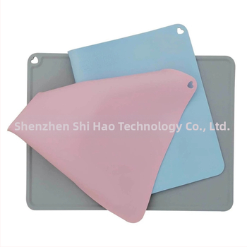 Sabiezināts bērnu galda paklājiņš, silikona mākoņu siltumizolācijas paklājiņš, radošs paliktnis, mājdzīvnieku pretslīdes noplūdes paklājiņš, pretapplaucēšanās galda paklājiņš