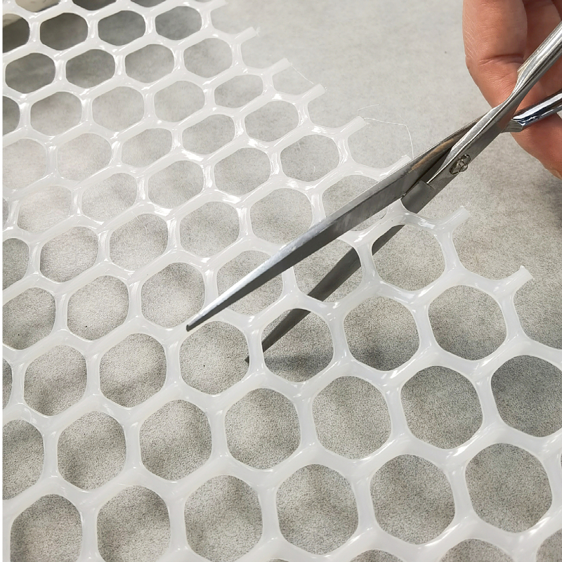 Kutya ketrec kerítés védelem műanyag rács titkosítás börtönszökés elleni védelem macska erkélyháló menekülésgátló háló ablaktömítő kerítésháló