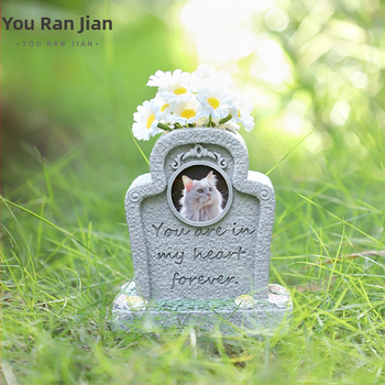 Europietiško stiliaus tarpvalstybiniai kūrybingi gyvūnų katės ir šunys lauko sodo dekoracijos paminklas laidotuvių auka derva augintinių antkapis