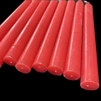 Тромпетна червена свещ в началото на 15-ти, за да се покланяме на боговете за празниците, за да се покланяме на боговете до гроба, свещ на едро, запалване на червена свещ