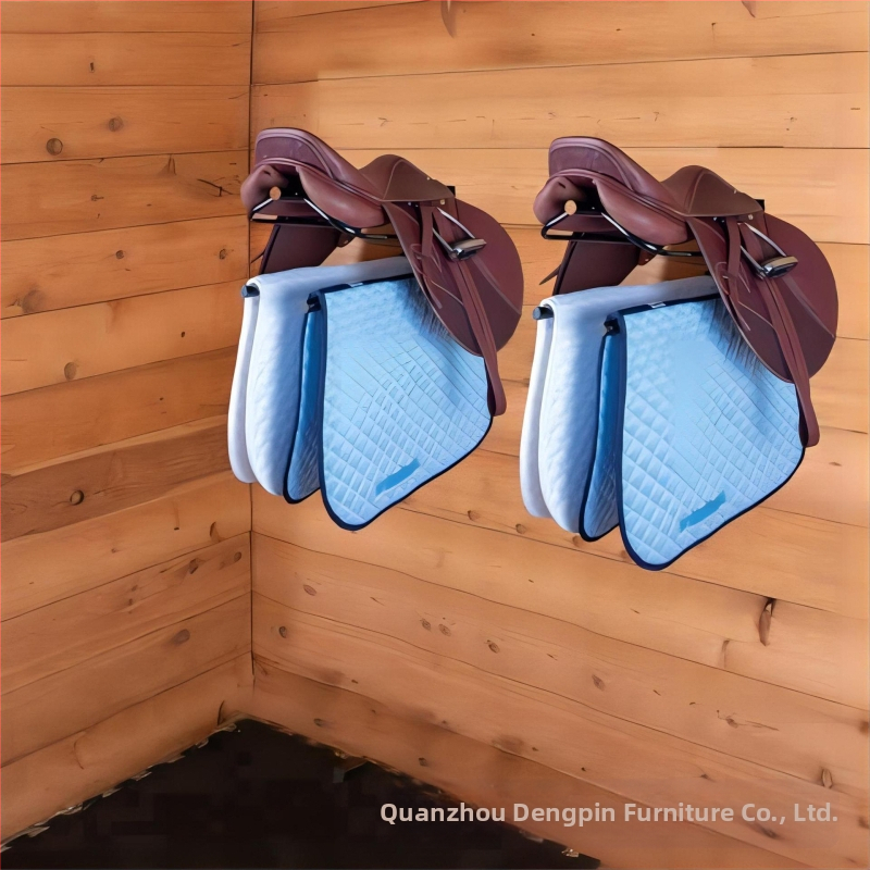 Jazdecké potreby, vešiak na podsedlovú podložku, kovový držiak sedla, rám na upevnenie ťažkého sedla, nástenný stojan na sedlo