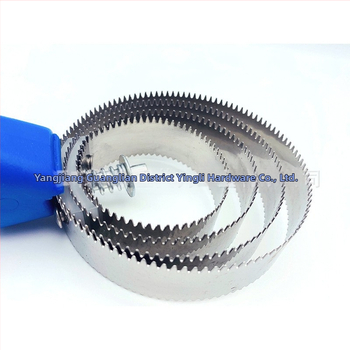 Τέσσερις, πέντε και έξι κύκλοι, οδοντωτή χτένα, ξύστρα ιδρώτα αγελάδας-αλόγου, τσουγκράνα κατά του κνησμού, χτένα για τρίχες αλόγου, χτένα για ξύσιμο δοντιών, χτένα κατοικίδιων ζώων, βούρτσα αποτρίχωσης