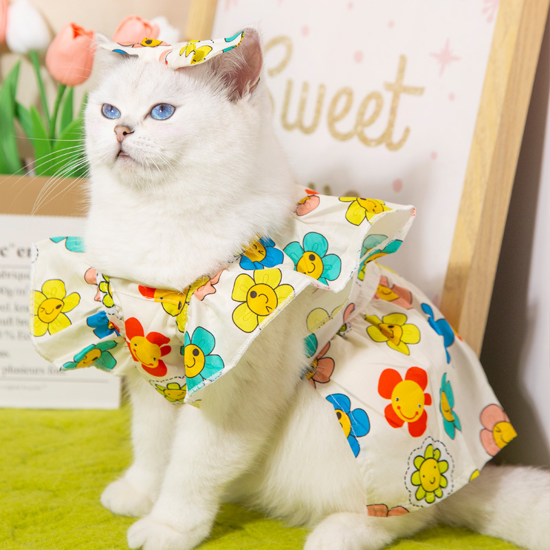 Могат да се поставят трансгранични етикети от името на производители на дрехи за домашни любимци, светлосини дрехи за кучета с цветя, лятно облекло за котки на едро