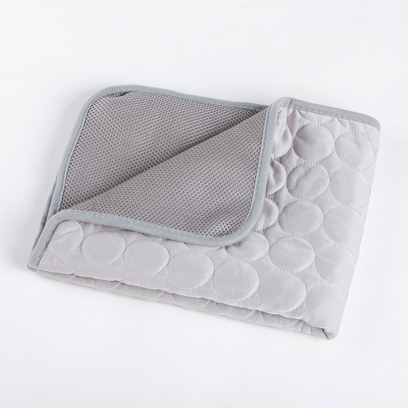 Ледена копринена постелка за домашни любимци Лятна хладна постелка за кучета Постелка за котки и кучета за диван Хладна постелка за кучета Постелка за котки и кучета Ледена постелка за домашни любимци