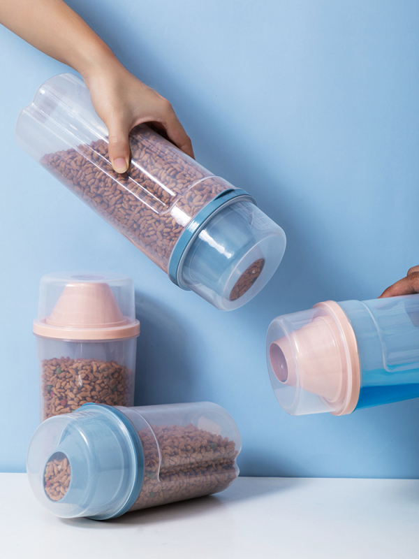 Teravilja hoiustamise ämber kassi- ja koeratoidu ladustamiseks suletud niiskuskindel mahuti lemmikloomade teravilja hoiukast koertele kaasaskantav väljasõit