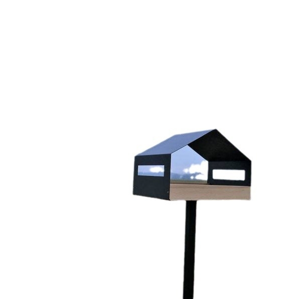 Трансгранична независима станция CLIPARTO Ръчна хранилка за птици