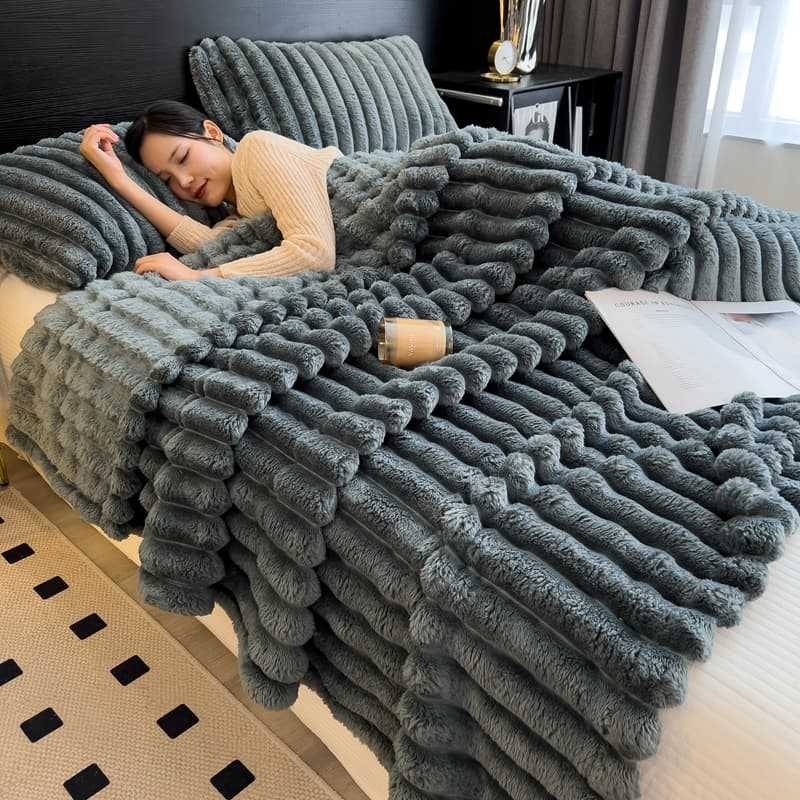 Piiriülene kuum imitatsioon küüliku juukseriba tekk kahepoolne küüliku tekk kontori uinakute tekk paksendatud soe diivan