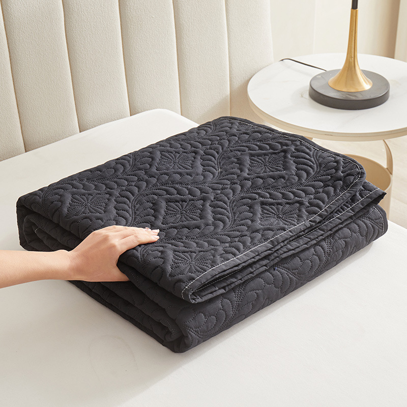 Tarpvalstybinis, karštai parduodamas vandeniui atsparus, šlapimui nepralaidus, nepralaidus augintinių čiužinio paklodė, „Amazon“ grindų pagalvėlė, sofos pagalvėlės čiužinio apsauginis užvalkalas