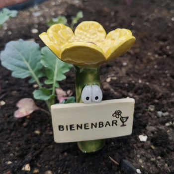 Vabzdžių girdyklos Įspūdingos girdyklos laukinėms bitėms Vabzdžių girdyklos