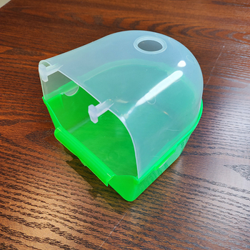 Φωλιά φτερών εξωτερική λεκάνη μπάνιου πουλιών Jade Bird μεταξωτή μπανιέρα με μικρό παπαγάλο, προμήθεια εργοστασίου λεκάνης μπάνιου πουλιών