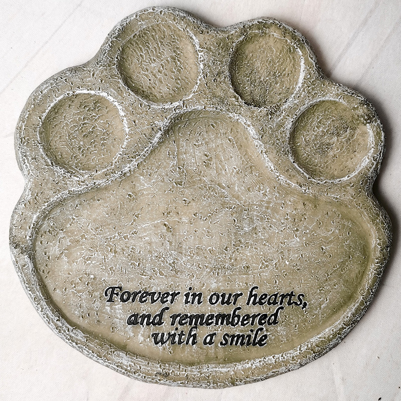 Tarpvalstybiniai nauji katės šuns letenų papuošalai, kūrybingi dervos augintinio antkapio memorialiniai akmenys, sodo gyvūnų statulos dekoracijos