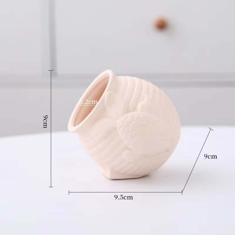 Akvaariumi haljastus, kudemisakvaarium, akvaariumi kaunistused, jämedateraline keraamika, kalade ja krevettide erikujuline varjualune, kudemisakvaarium, kudemiskeraamika, poti kaunistused