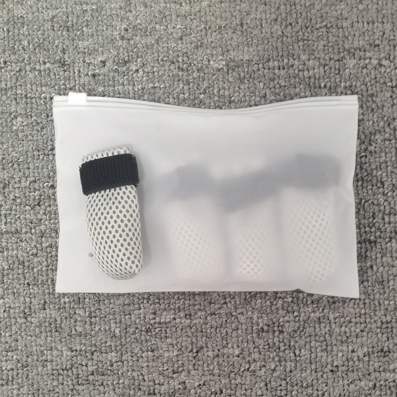 Kisállat fürdetés etetése gyógyszer injekció macska lábvédő kopásálló karcálló leválási védő kisállat cipővédő határokon átnyúló műtét utáni kisállat kellékek