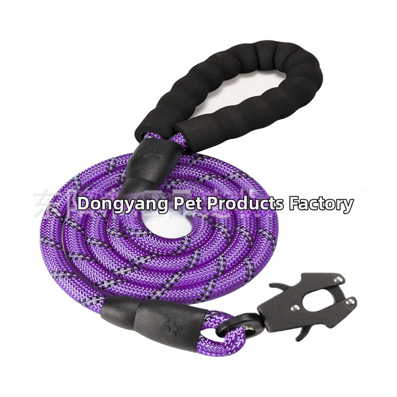 Каишка за домашни любимци, взривоустойчива каишка за кучета, отразяваща кръгла каишка за кучета, каишка за кучета, свободни ръце, трансгранична за жабешка катарама