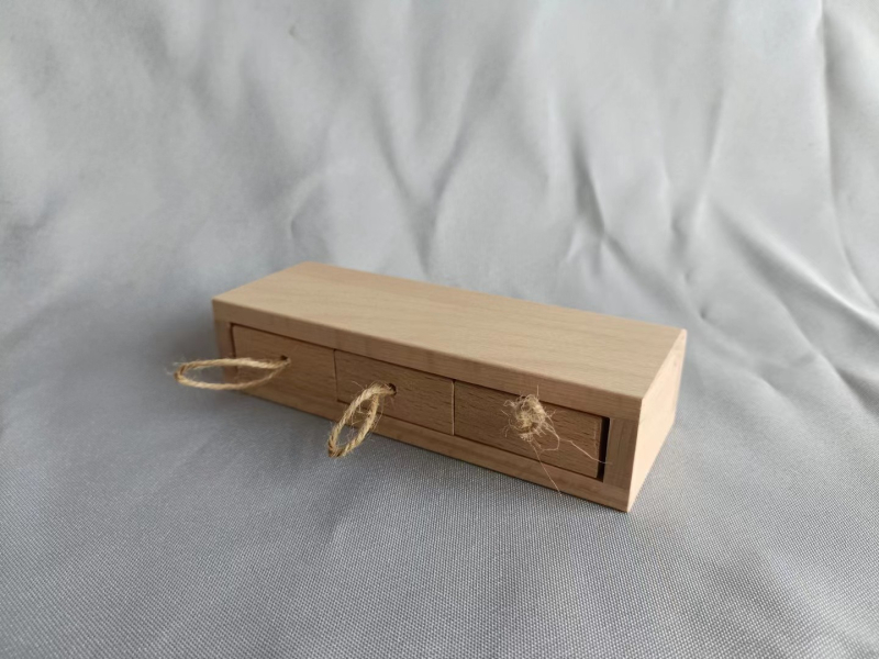 Medinis žiurkėnų tiektuvas, paslėpta užkandžių lėkštė, medžio masyvo žiurkėnų maisto žaislų tiektuvas, tarpvalstybinis specialus tiekimas