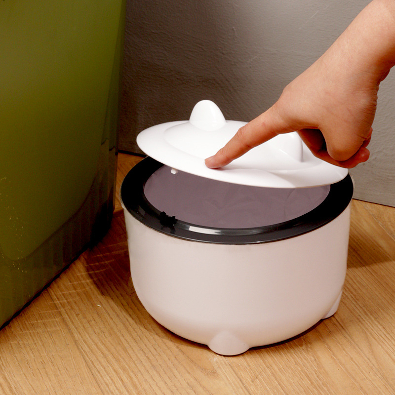 väikese suurusega lemmikloomade prügikast lemmikloomade klappimise vastane kassiliiva ämber puhastav deodoriseeriv kaanega koera prügikasti tarvikud