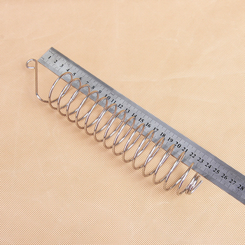 Μικρή ταΐστρα κατοικίδιων ζώων πουλί πουλί φυσική αναζήτηση τροφής από ανοξείδωτο χάλυβα παπαγάλος ζωή προμήθειες