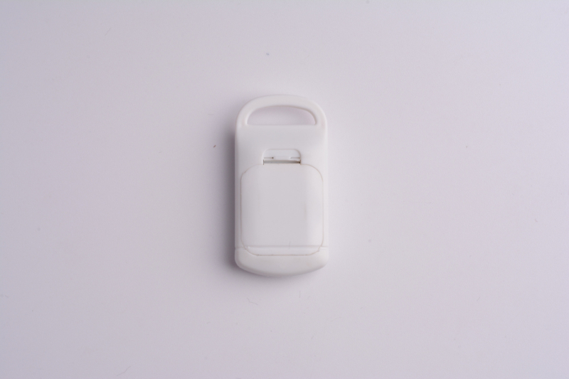 Piiriülene e-kaubanduse kuumlukukujuline Bluetooth-kadumisevastane seade mobiiltelefonile Bluetooth-nutijälgija väikese energiatarbega tootjad pakuvad