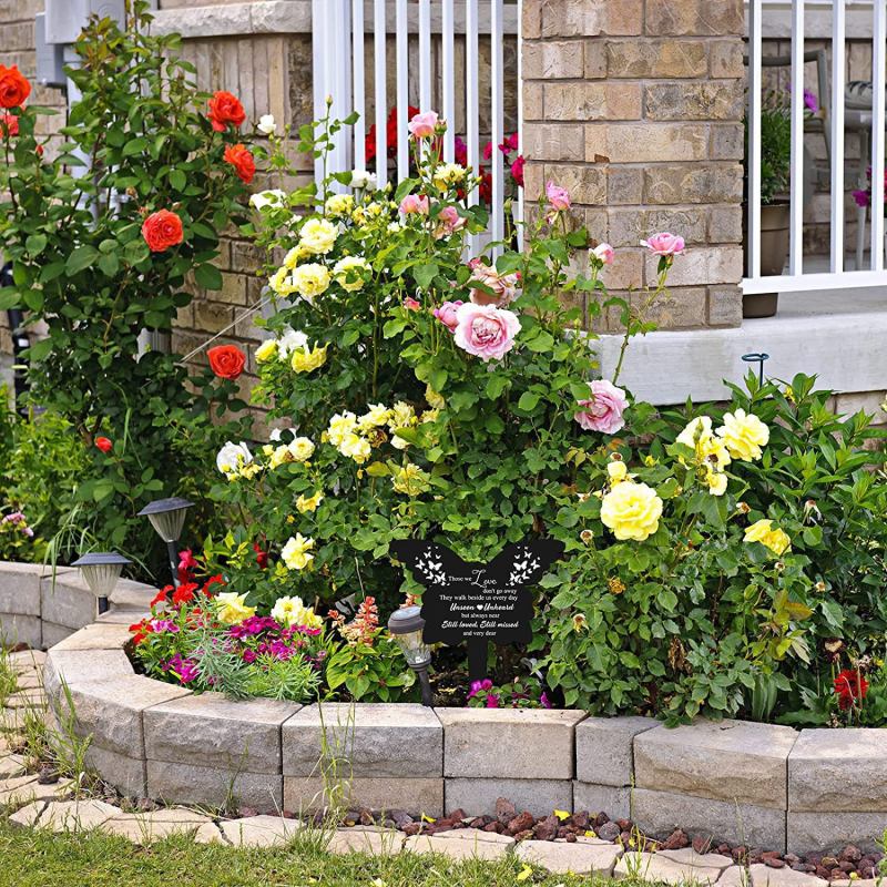 Tarpvalstybiniai nauji produktai, atminimo krūvos ženklas, lauko kiemas, juoda užuojauta, sodo drugelis, dekoracija, dovanų kapinės, atminimo krūva