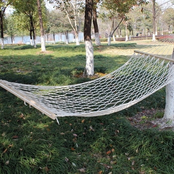 Pakabinamas miegojimo tinklas, dvigubas tinklelio hamakas, lauko žvejybos tinklas, viengubas neapsivertęs medinis pagaliukas, kvėpuojantis medvilnės virvės hamakas