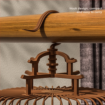 Linnupuuri kodu, suur luksuslik villa, vintage-stiilis plastist kandekuru, pojengist, tiigri nahast pärlpapagoist linnupuur