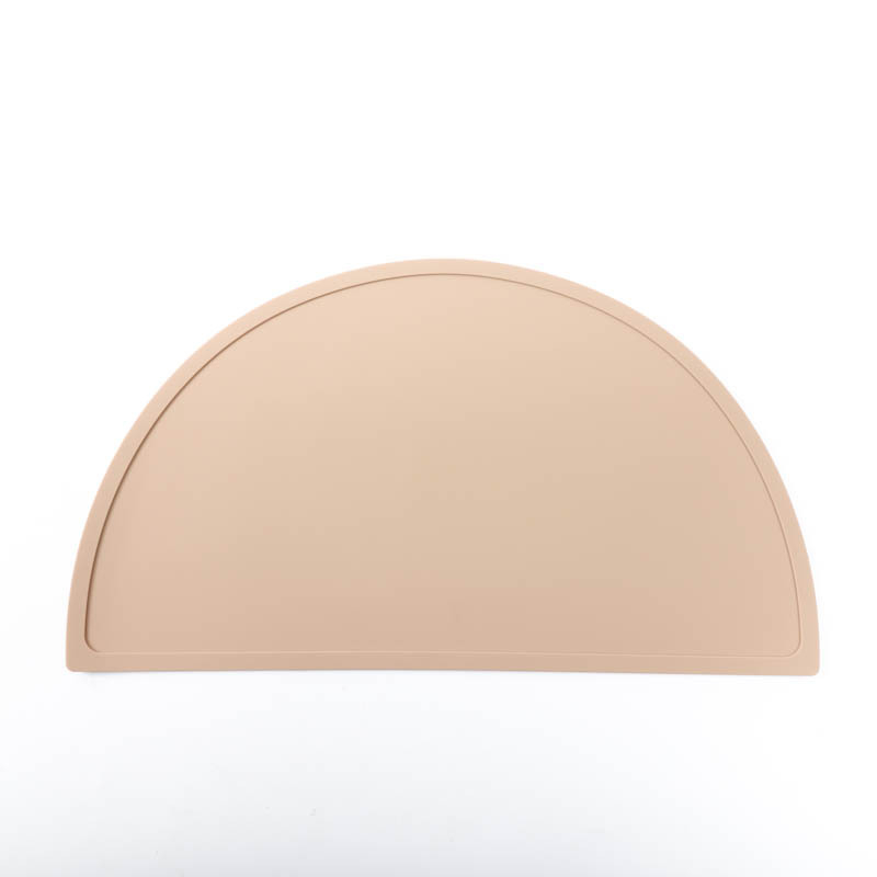 Keresztbe helyezhető, nagy, félkör alakú, vastagított, egyszínű, gyermek szilikon alátét, hőszigetelt, csúszásmentes, kopásálló, könnyen tisztítható gurulós alátét