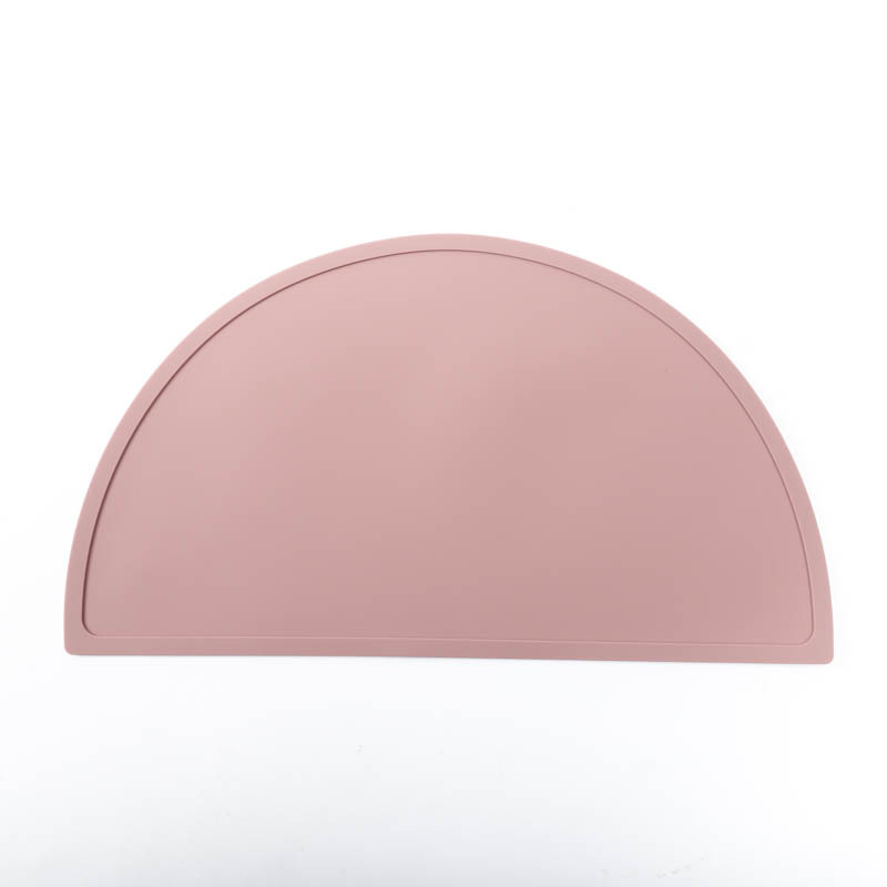 Keresztbe helyezhető, nagy, félkör alakú, vastagított, egyszínű, gyermek szilikon alátét, hőszigetelt, csúszásmentes, kopásálló, könnyen tisztítható gurulós alátét