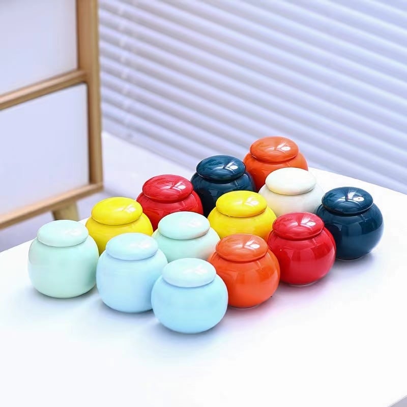 Heyi pot, lihtne värske väike teekann, lõhnav pulber, lõhnapillid, safran, keraamiline suletud pott, marjarohelise tee säilituspott