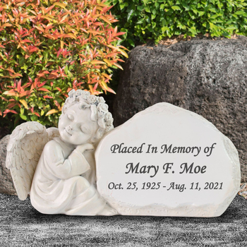 Tarpvalstybinis mažojo angelo alpinariume augintinio antkapis gali būti graviruojamas, kad būtų atmintyje lauko sodo kiemo dekoratyvinė dervos švytuoklė