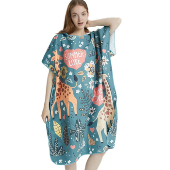 Didmeninė prekyba dvipusiu aksominiu, greitai džiūstančiu, suaugusiems skirtu, spausdintu vonios rankšluosčiu, sugeriančiu chalatu, keičiamu paplūdimio chalatu.