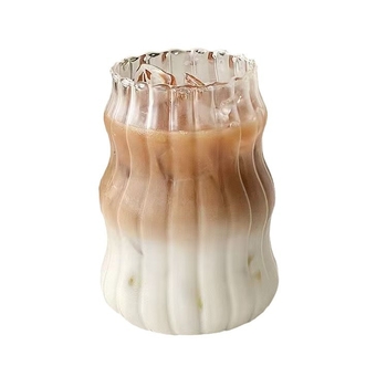 Висока стойност за красота Ins Чаша Fengyunduo със сламка от боросиликатно стъкло Домакински прозрачни чаши за мляко с резба за кафе