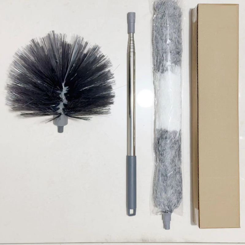 Ištraukiama stogo lubų šluota, voratinklio namų apyvokos reikmuo su kampiniu šepečiu, valonti lubų ventiliatoriaus dulkių surinktuvą, prailginta dulkių siurblio šepečiu