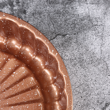 Ääriseülene ümmargune ploomiõie küpsetusvorm mittenakkuva päevalille-muna mustriga süsinikterasest küpsetusvorm koogivorm