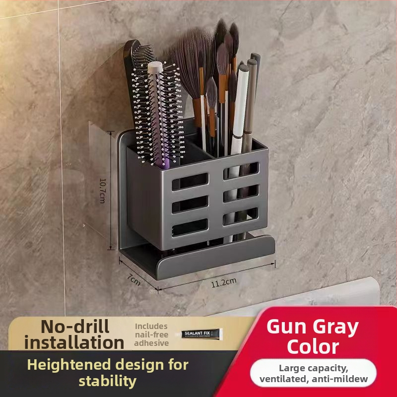 Vonios kambario šukų lentynėlė, tualetas be skylių, prie sienos tvirtinamas tualetas, kosmetinis skustuvas, dantų šepetėlis, dantų pastos laikymo cilindras