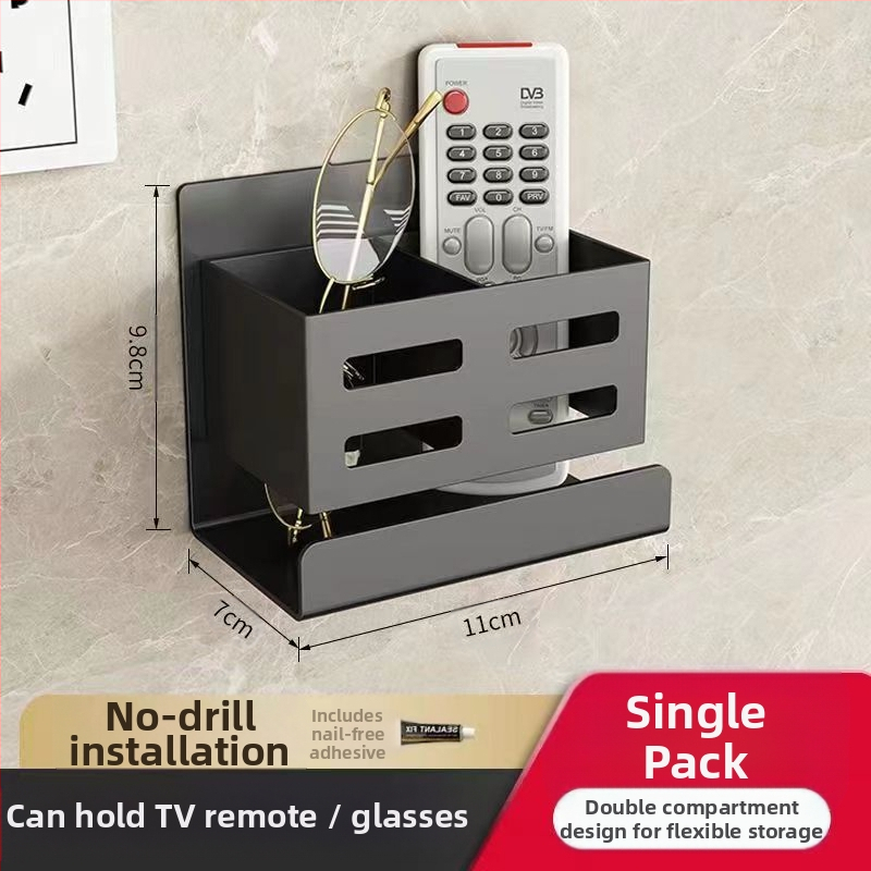 Vonios kambario šukų lentynėlė, tualetas be skylių, prie sienos tvirtinamas tualetas, kosmetinis skustuvas, dantų šepetėlis, dantų pastos laikymo cilindras