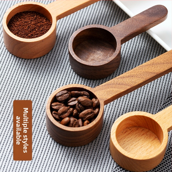 Juodojo riešuto kavos matavimo šaukštas, medžio masyvo matavimo šaukštas, gramas, keli šaukštai, kavos miltelių, pieno miltelių, gramas, svoris, kiekybinis šaukštas, gramas, matavimo šaukštas