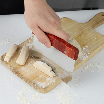 Naujas nerūdijančio plieno grandiklis, pjovimo peilis, garuose virtos bandelės ryžių makaronų tešlai, nugos grandiklis, daugiafunkcis virtuvės kepimo įrankis