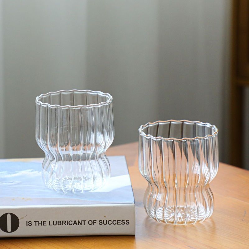 Kūrybingas buitinis putlus puodelis su vertikaliomis juostelėmis, pumpurų raštas, didelis borosilikatas, aukštos vertės kavos puodelis, stiklinis vandens puodelis, mini arbatos puodelis