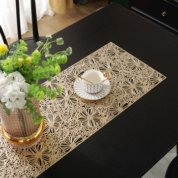 Pārrobežu karsti pārdots svaigu saulespuķu dobu galda celiņš, Eiropas stila, viegls, grezns PVC pretapaugšanas, ūdensizturīgs, pretapplaucēšanās, videi draudzīgs, dekoratīvs, garš dvielis