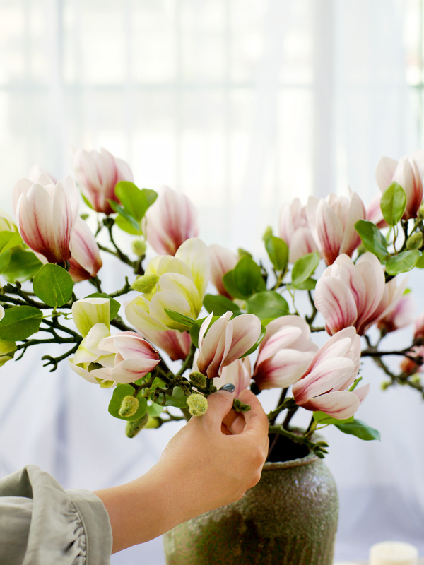 Svetainės kiniškų gėlių papuošalai gėlininkystės netikros gėlės dirbtinių gėlių pojūtis stalo dekoravimas namų šviesa prabangi magnolija