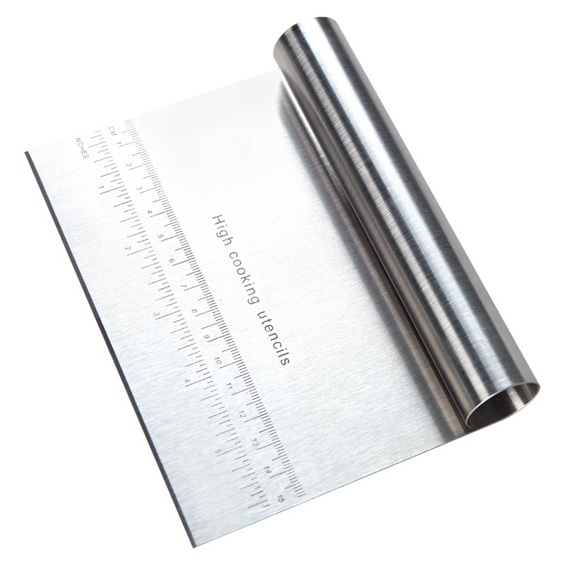 Spetsiaalne piiriülene nuudlilõikur Fritüüri kaabits pitsaleivale aurutatud leivale leivaküpsetamise viilutamise tööriist roostevabast terasest kaabits