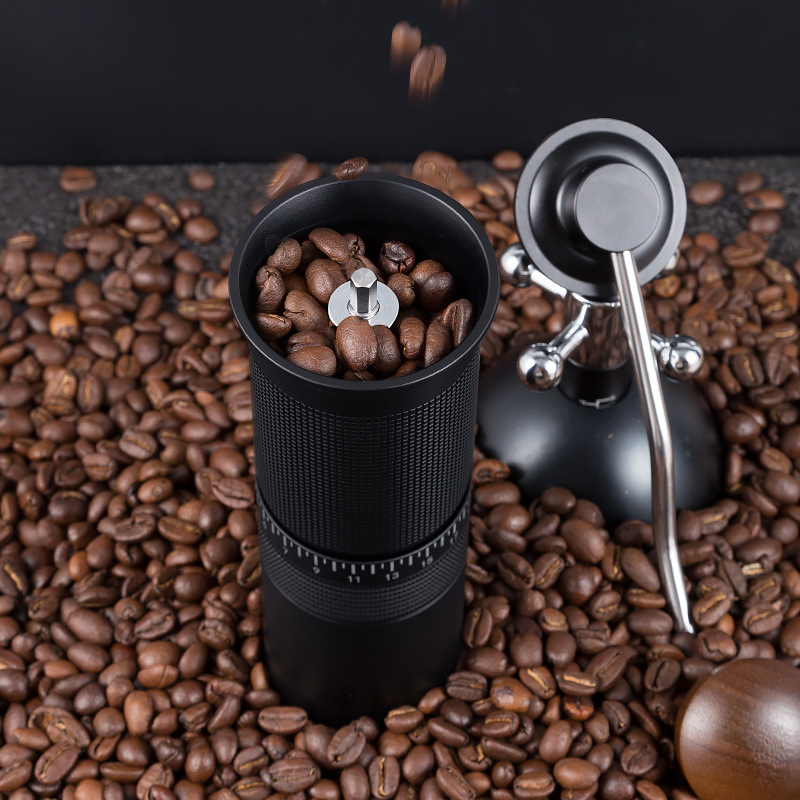 Išorinis rankinis kavos pupelių malimo aparatas Itališkas rankinis malūnas buitinis rankinis kavos pupelių malimo aparatas